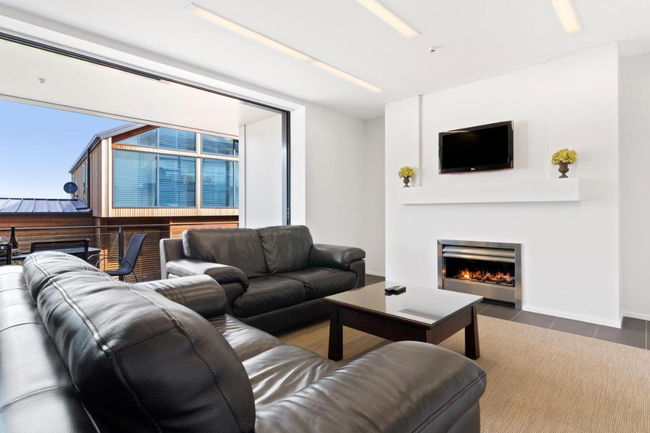 Stunning 2 Bedroom Apartment With Balcony! Queenstown Buitenkant foto