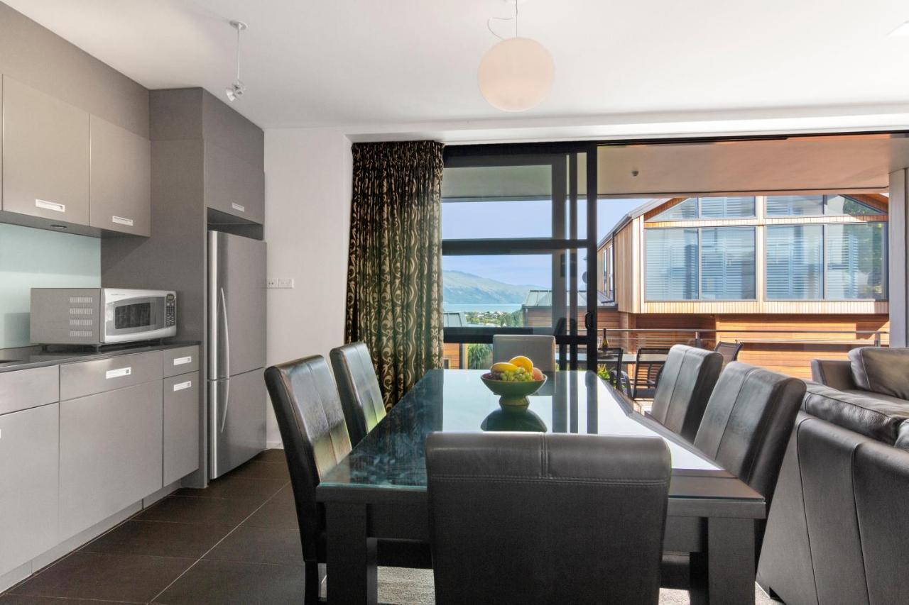 Stunning 2 Bedroom Apartment With Balcony! Queenstown Buitenkant foto